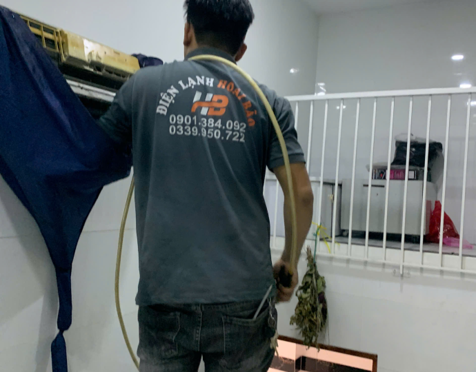 VỆ SINH MÁY LẠNH CHUYÊN SÂU