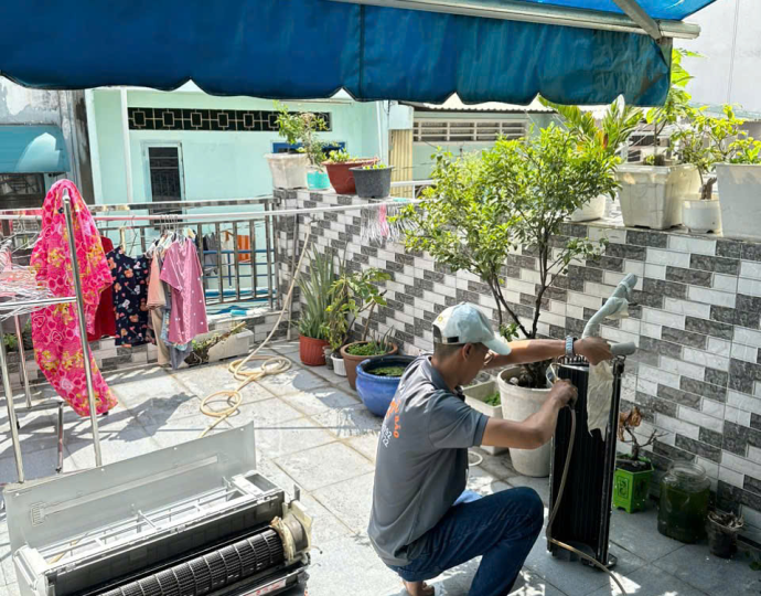 VỆ SINH MÁY LẠNH 