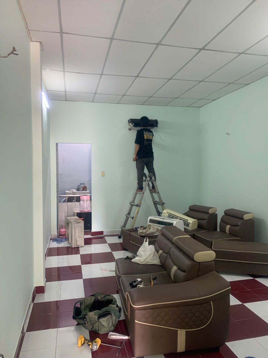 Lắp Đặt Máy Lạnh