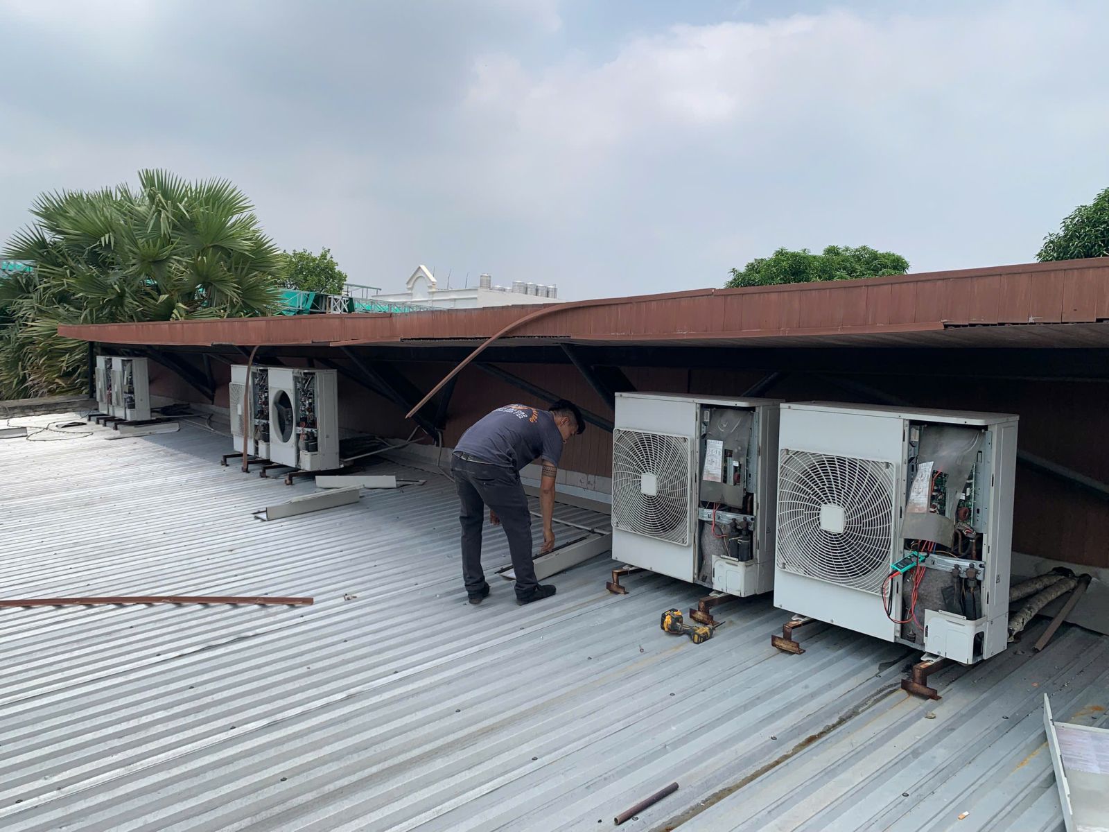 Sửa Chữa Máy Lạnh Âm Trần